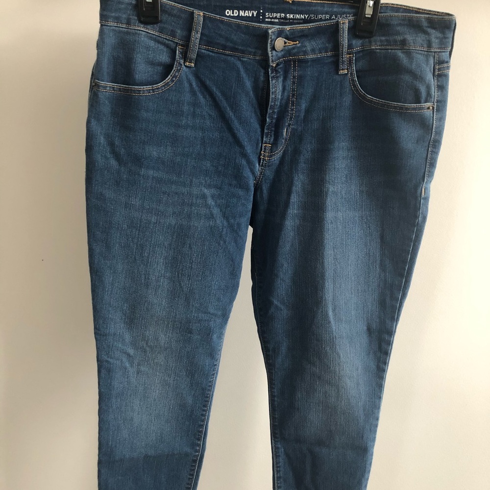 Old Navy never worn super skinny Jeans